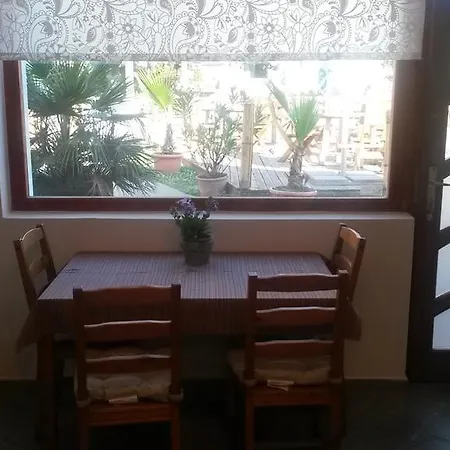 Apartmán Zulu Cafe Retsag